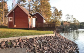 Cozy Home In Vena With House Sea View Vena